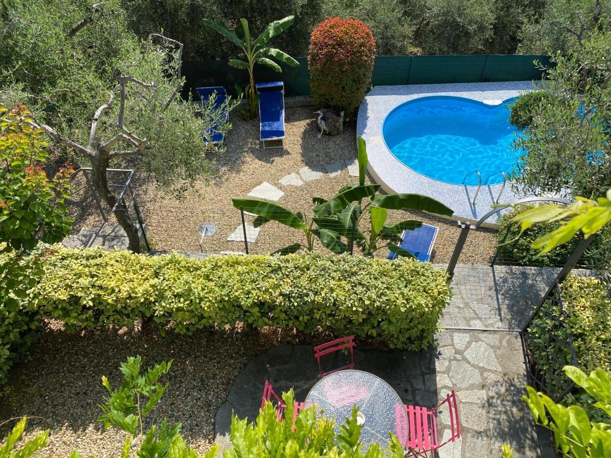 Residenza Costarossa Apartamento Imperia Exterior foto