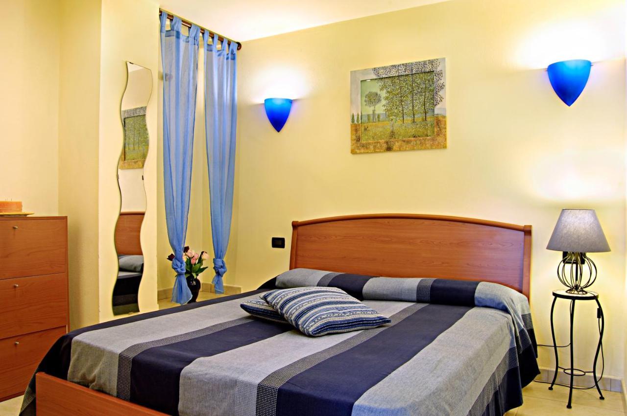 Residenza Costarossa Apartamento Imperia Exterior foto